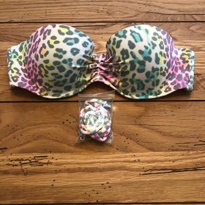 EUC!  VS bikini top w/ straps.